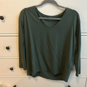 Green long sleeve lulu top